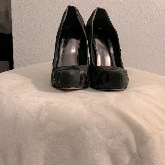 Gray high heels - Picture 4 of 4